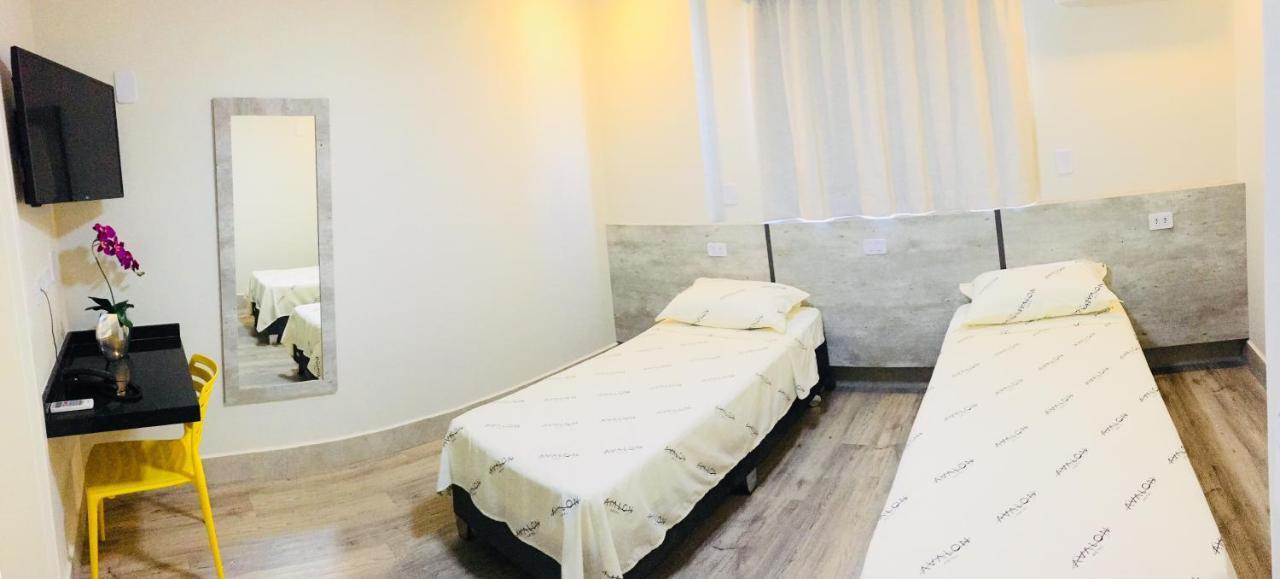 Hotel Avalon Maringa Economico Buitenkant foto