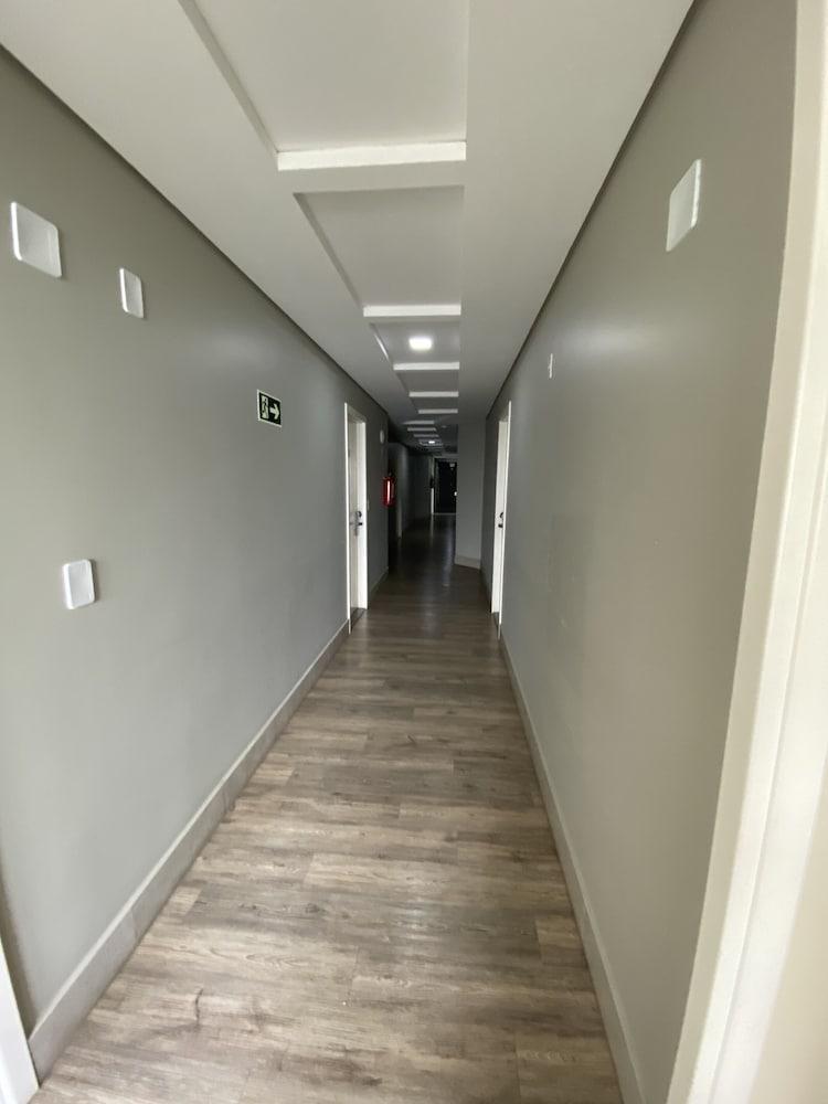 Hotel Avalon Maringa Economico Buitenkant foto