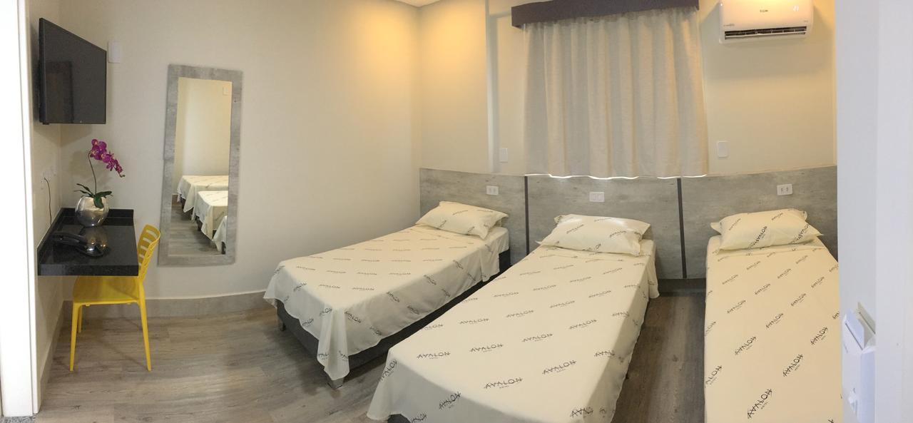 Hotel Avalon Maringa Economico Buitenkant foto
